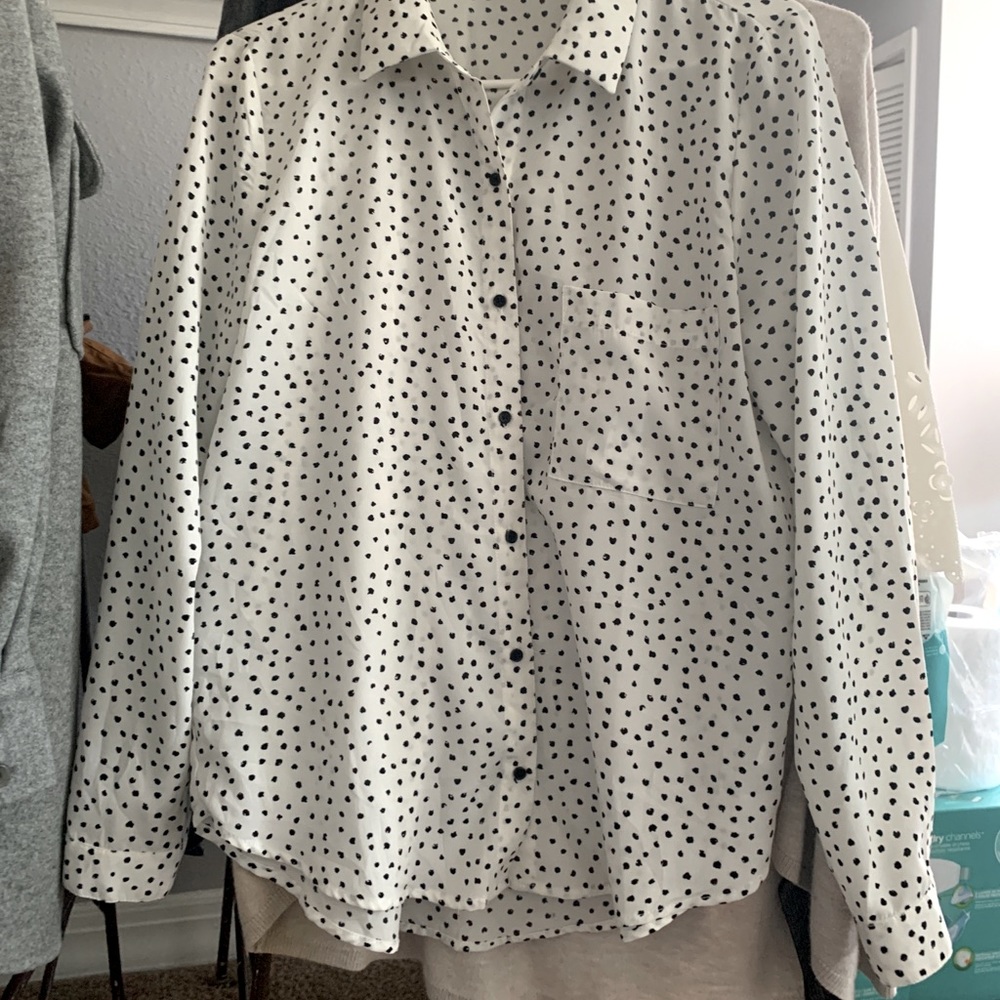 Forever 21 polka dot blouse size small